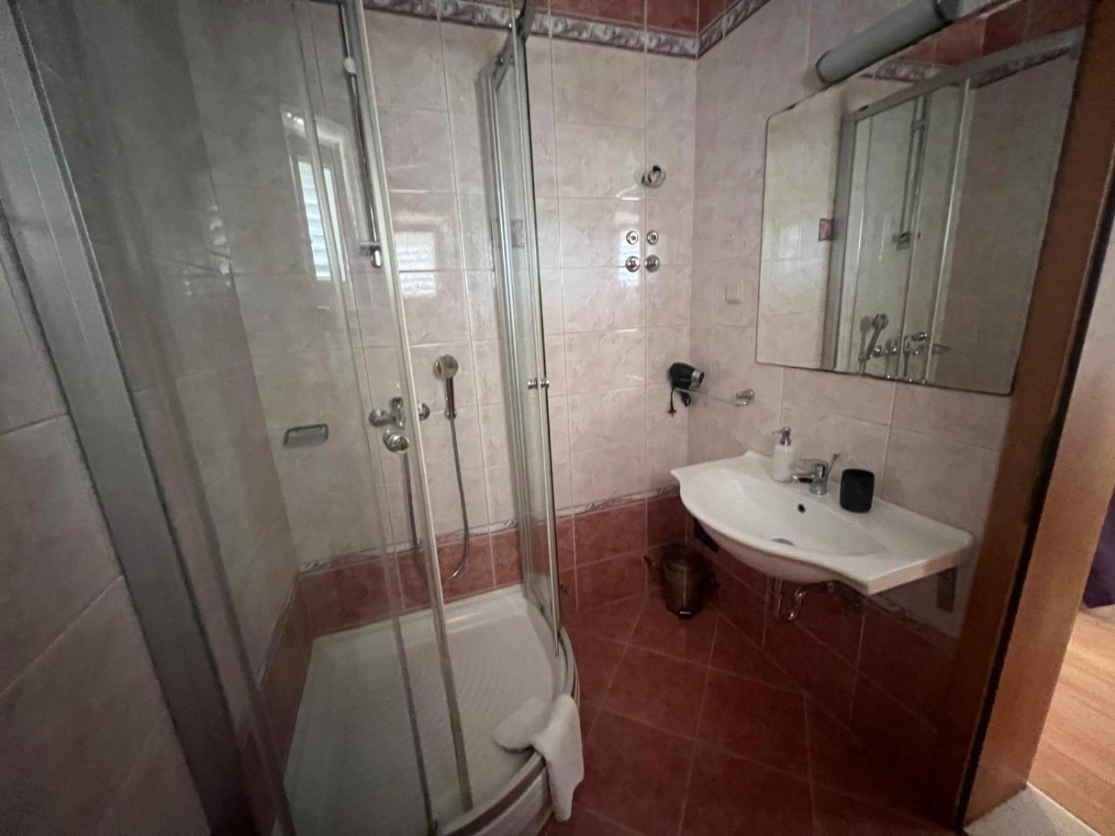 Apartments Adriatic Blue ดูบรอฟนิก ภายนอก รูปภาพ